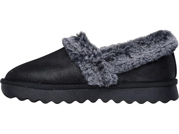 Skechers Women's Cozy UP slipper (9)