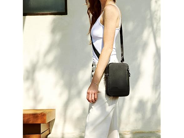 Travelon Anti Theft Urban Small Crossbody Bag