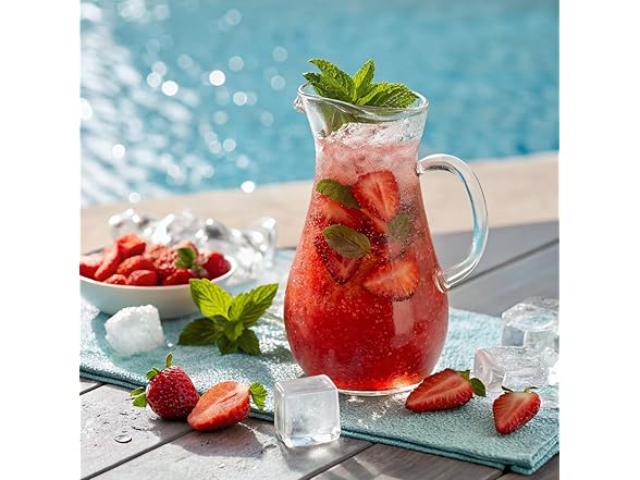6PK V8 Splash Island Strawberry Flavored Beverage