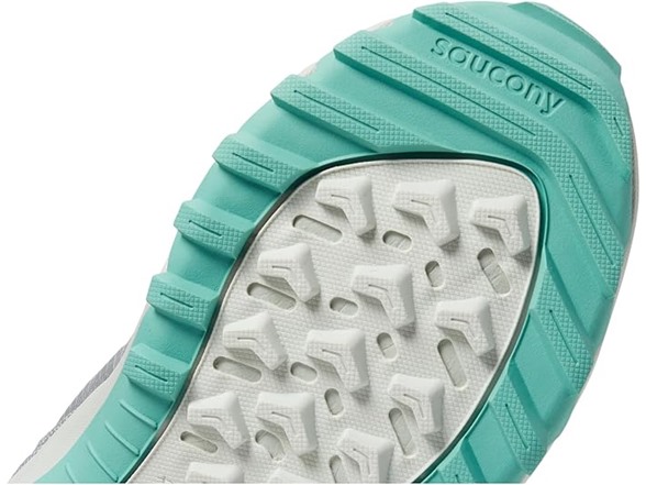 Saucony Women's Aura Tr Sneaker
