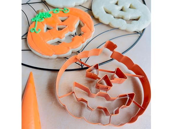 R&M Jack-O-Lantern 5.75 Cookie Cutter