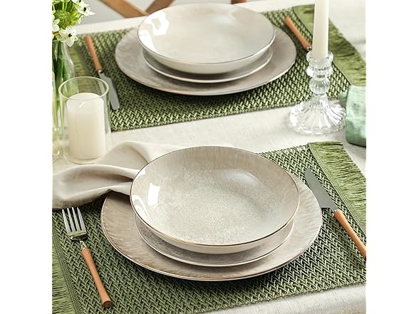 Christian Siriano Onyx 12-Piece Dinnerware Set Porcelain Beige and Gold