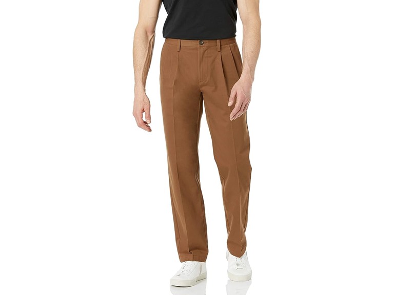 Amazon Essentials Mens Classic Fit Wrinkle Resistant Pleated Chino Pant