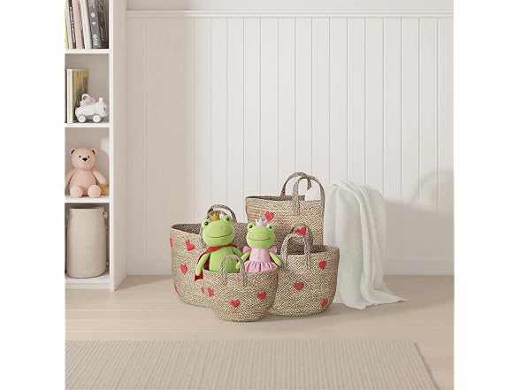 Creative Co-Op 4-Piece Hand-Woven Seagrass Baskets with Embroidered Hearts and Handles, Natural and Red Finish
