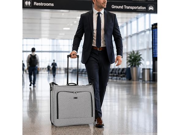 Geoffrey Beene Rolling Garment Bag