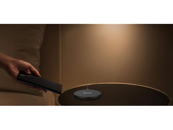 KEYMOX Qi-Certified Wireless Charger