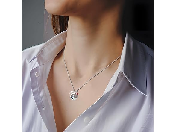 MollyQueen Wave Mustard Seed Necklace