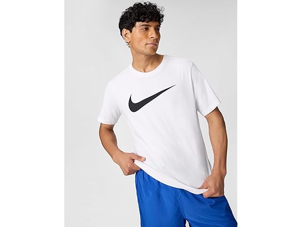 Nike Men's Swoosh Sportswear T-Shirt (L)