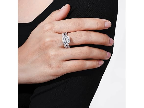 Amazon Essentials Platinum-Plated Sterli