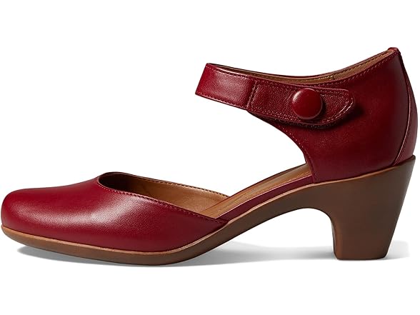 Easy Spirit Clarice Red 7 W (D)