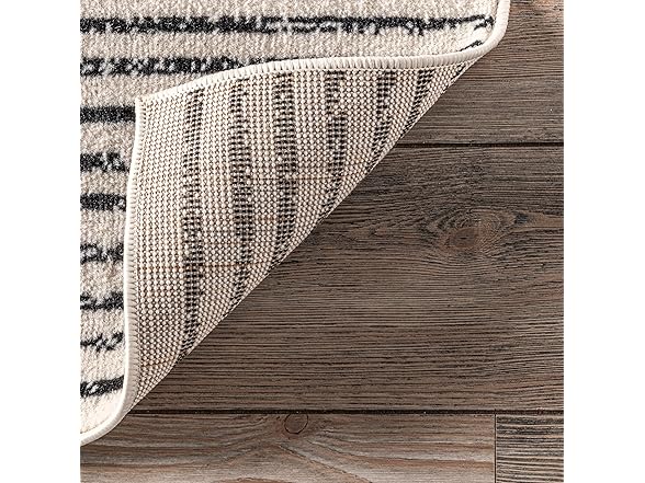 Nuloom Romina Black/Ivory Rug, 5' x 8'