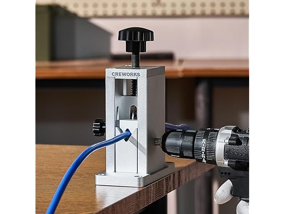 CREWORKS Manual Wire Stripper Machine