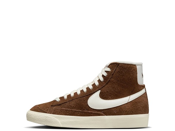 Nike Women's Blazer Mid '77 Sneaker