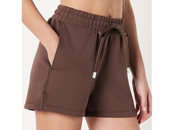 Amazon Essentials Womens Athletic 4in Shorts