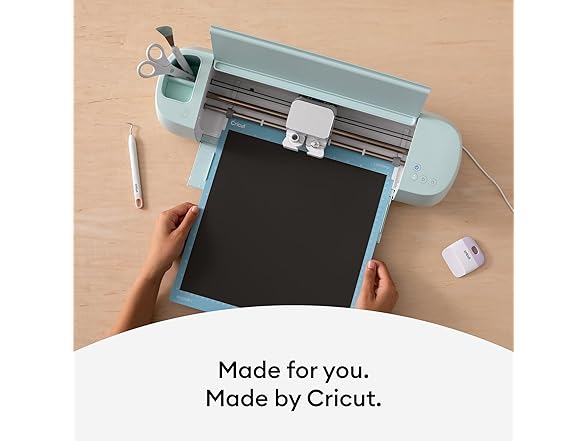 Cricut Premium Permanent Vinyl, 12ft - Black 3Pk