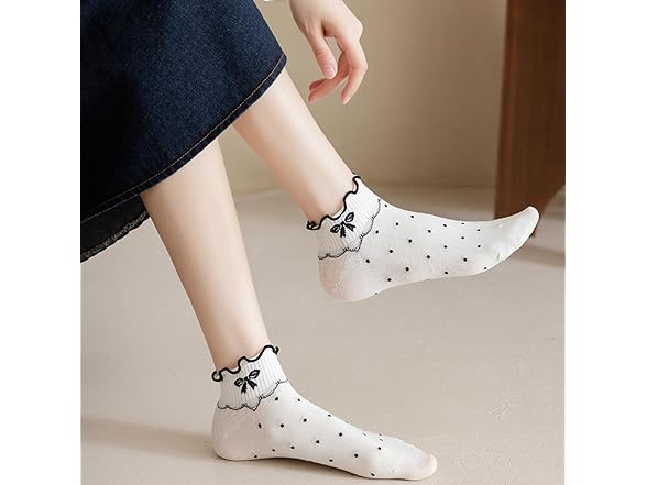 CHUNFO Womens Socks 5 Pairs (6-11.5)