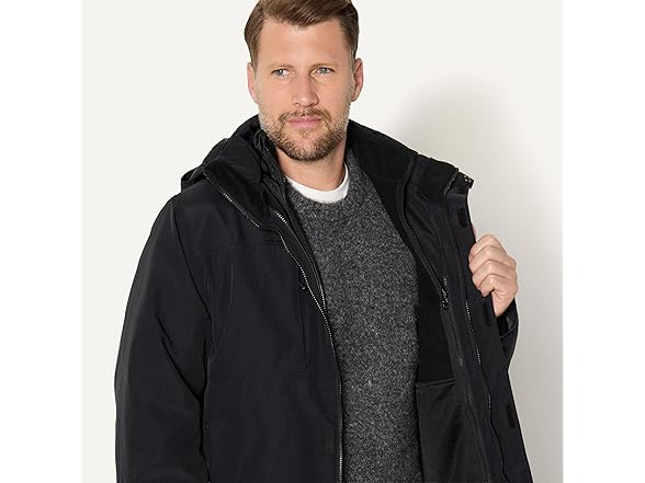 Amazon Essentials Men's Water Resista