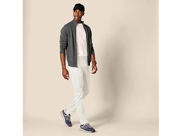Amazon Essentials Men's Slim-Fit Chino Pant