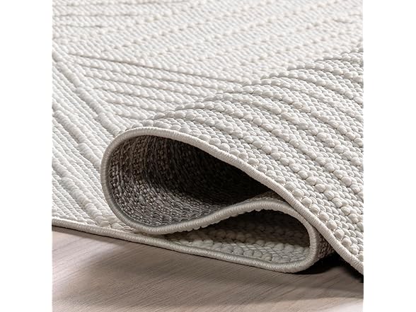 nuLOOM Makena Geometric 5' x 7'6" Area Rug