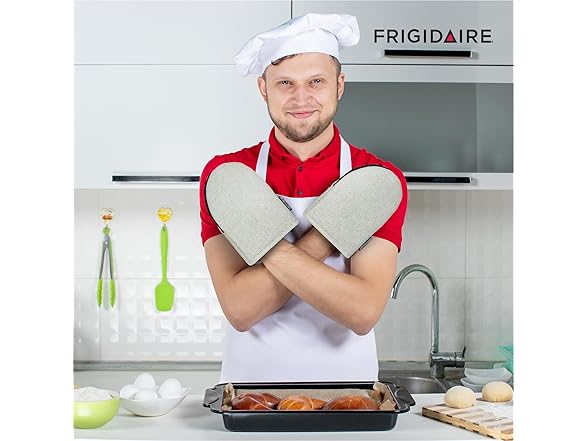 Frigidaire Sasha 2PK Cotton and Neoprene Mini Oven Mitts