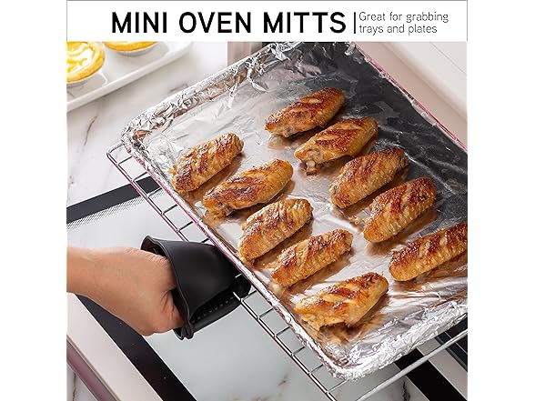 COOK WITH COLOR Silicone Oven Mitts- Black, Mitt Set