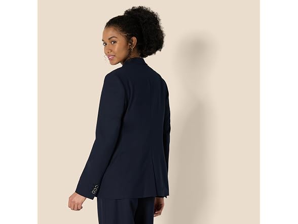 Amazon Essentials Women Regular-fit Woven Blazer