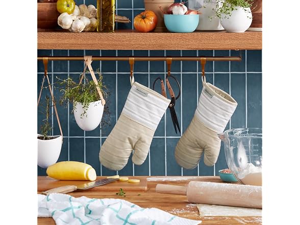 KitchenAid Albany Oven Mitt 2-Pack Set, Milkshake Tan, 7"x13"