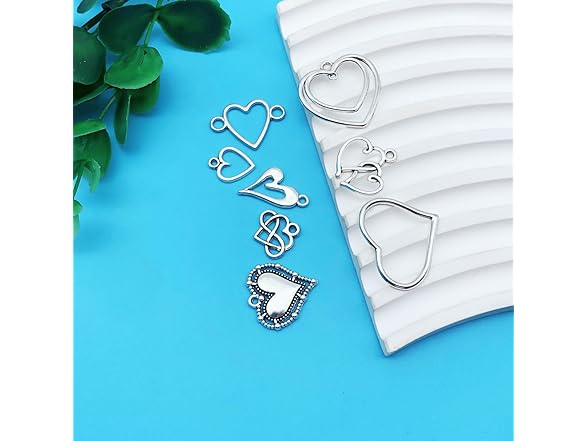 Youdiyla Various Alloy Heart Charms