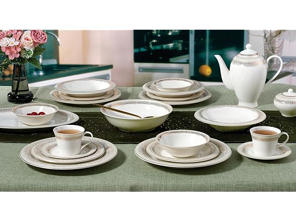 Lorren Home Trends Bone China Dinnerware Set