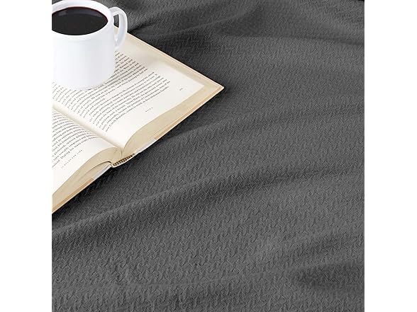 Superior Nobel Cotton Chevron Blanket, King, Charcoal