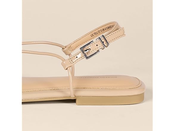 Amazon Essentials Women's Strappy Flat Sandals