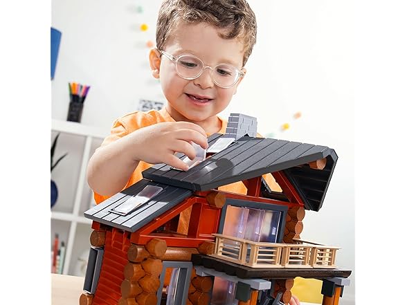 Lincoln Logs Beechwood Retreat