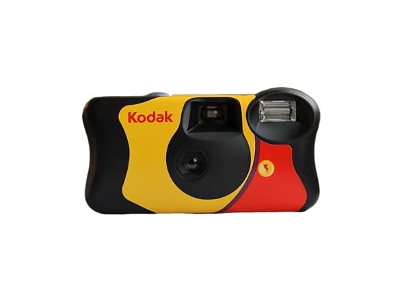 Kodak Fun Saver with flash and ISO 400