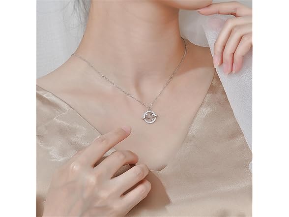 colobublie Saturn Crystal Necklace