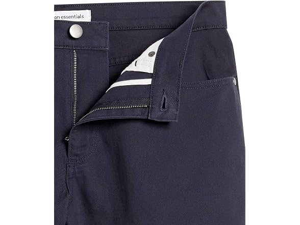 Amazon Essentials Men Straight-Fit 7" Twill Shorts