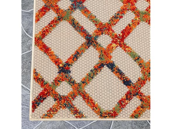 Superior 5'2"x7'2" Modern Diamond Lattice Rug