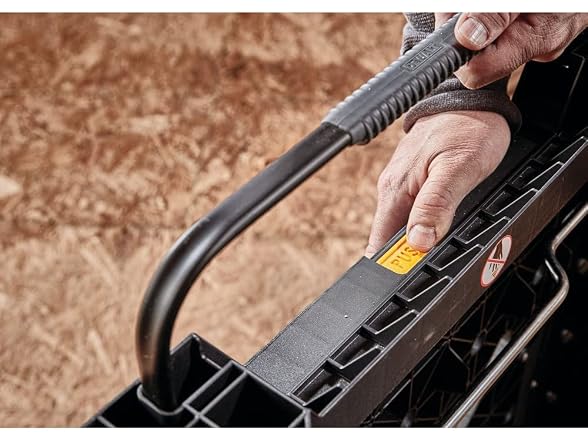 Dewalt DWST11556 33in Express Folding Workbench