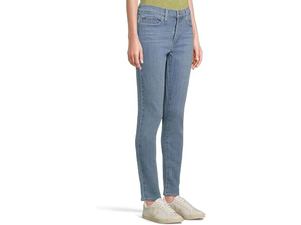 Levi's Women (26) Shaping Skinny Lapis Topic