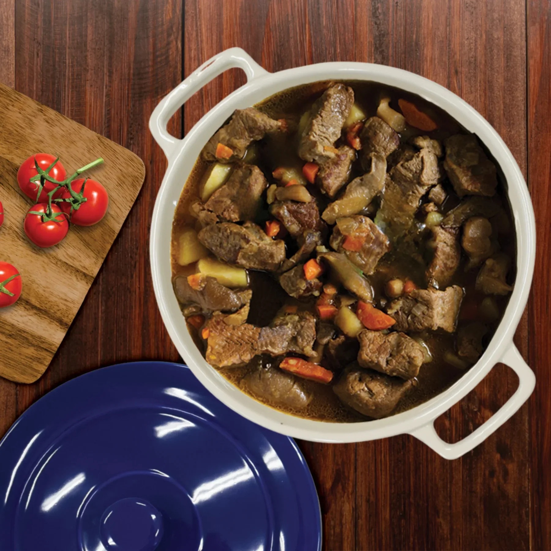 Le Regalo Stoneware Casserole with Lid - Gallery 5