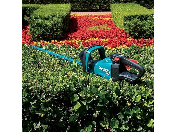 Makita GHU02Z 40V Max Xgt 24in Hedge Trimmer