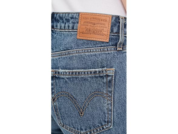 Levi's Women's Low Loose Rescued City