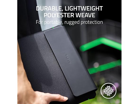 Razer 16" Laptop Sleeve with Wireless Charging