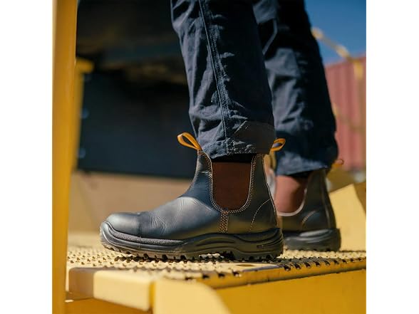 Blundstone 172 Men's Work Boot - Gallery 4