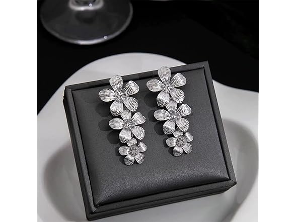 ZZFENGKR Bohemian Flower Earrings for Women 18K G