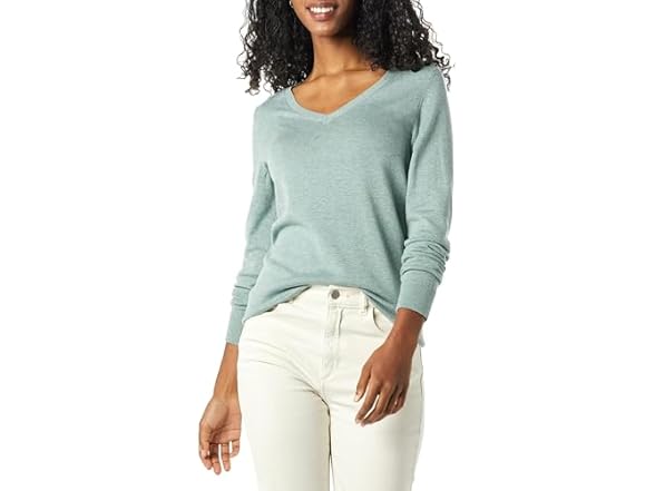 AE Womens Regular-Fit V-Neck Sweater