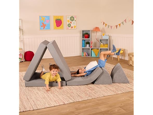 B. toys – Modular Foam Fort Playset