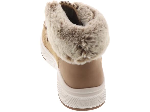 Skechers Women's Skipper Wave-cozy Posh (6)