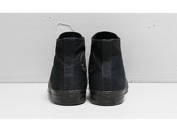 Converse Taylor Hi Top Shoes 5.5W/3.5M