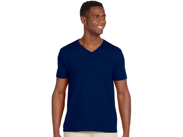 Gildan Men (L) Softstyle Preshrunk V-Neck T-Shirt