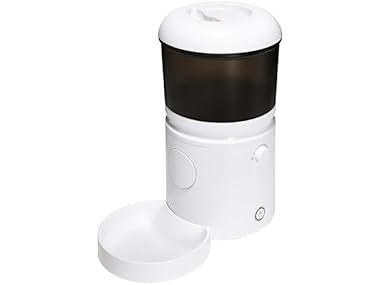 $24.99, Was $59.99, 58% Off! Amazon Basics Automatic Pet Feeder, 4L dealfomo